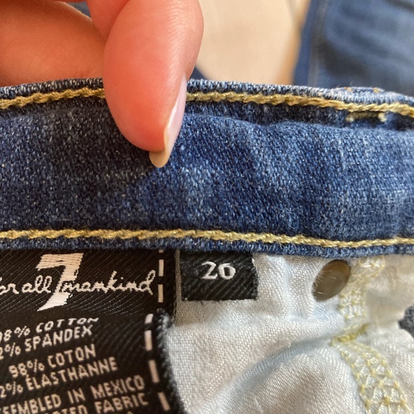 7 For All Mankind Ankle Skinny Jeans | Size 26 Medium Wash Stretch Denim - Picture 5 of 8